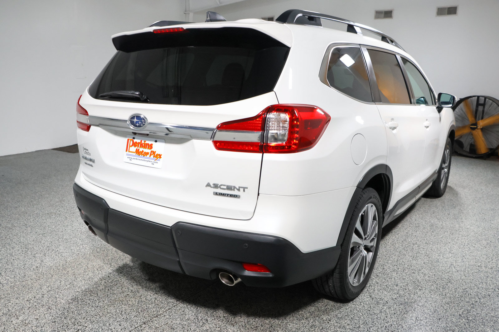 Used 2021 Subaru Ascent Limited AWD/4WD image 7