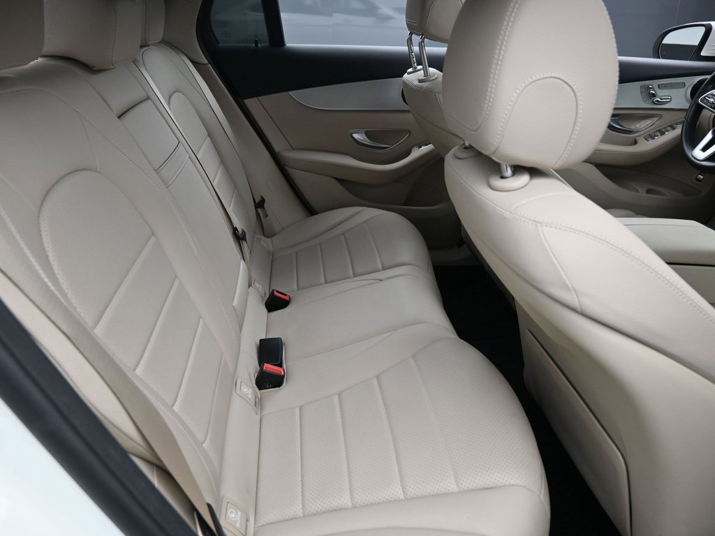 Used 2021 Mercedes-Benz GLC 300 4MATIC Coupe image 33