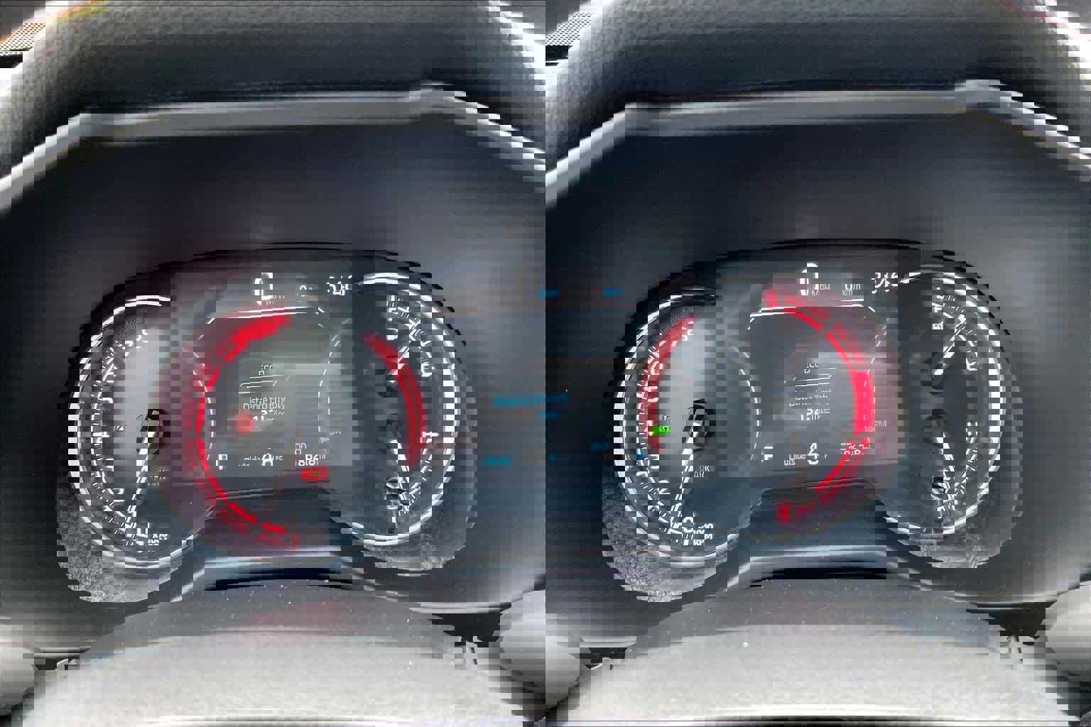 Used 2025 Toyota RAV4 XLE w/ Convenience Package image 22