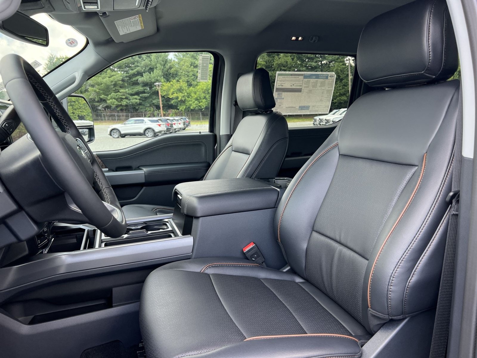 New 2026 Ford F250 Lariat w/ FX4 Off-Road Package AWD/4WD image 13