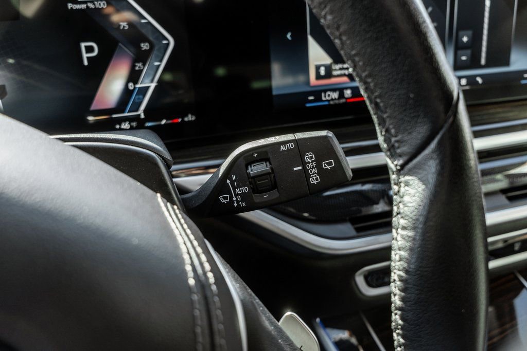 Used 2024 BMW X5 xDrive40i w/ Premium Essential Package image 27