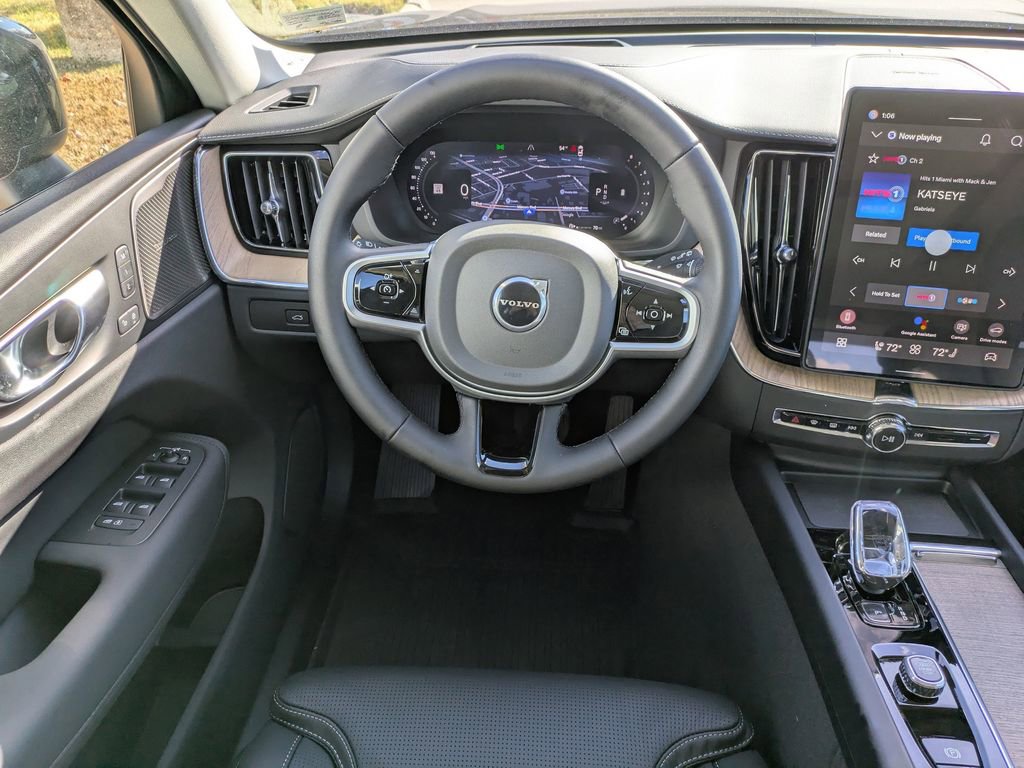 New 2026 Volvo XC60 B5 Ultra w/ Protection Package Premier AWD/4WD image 15