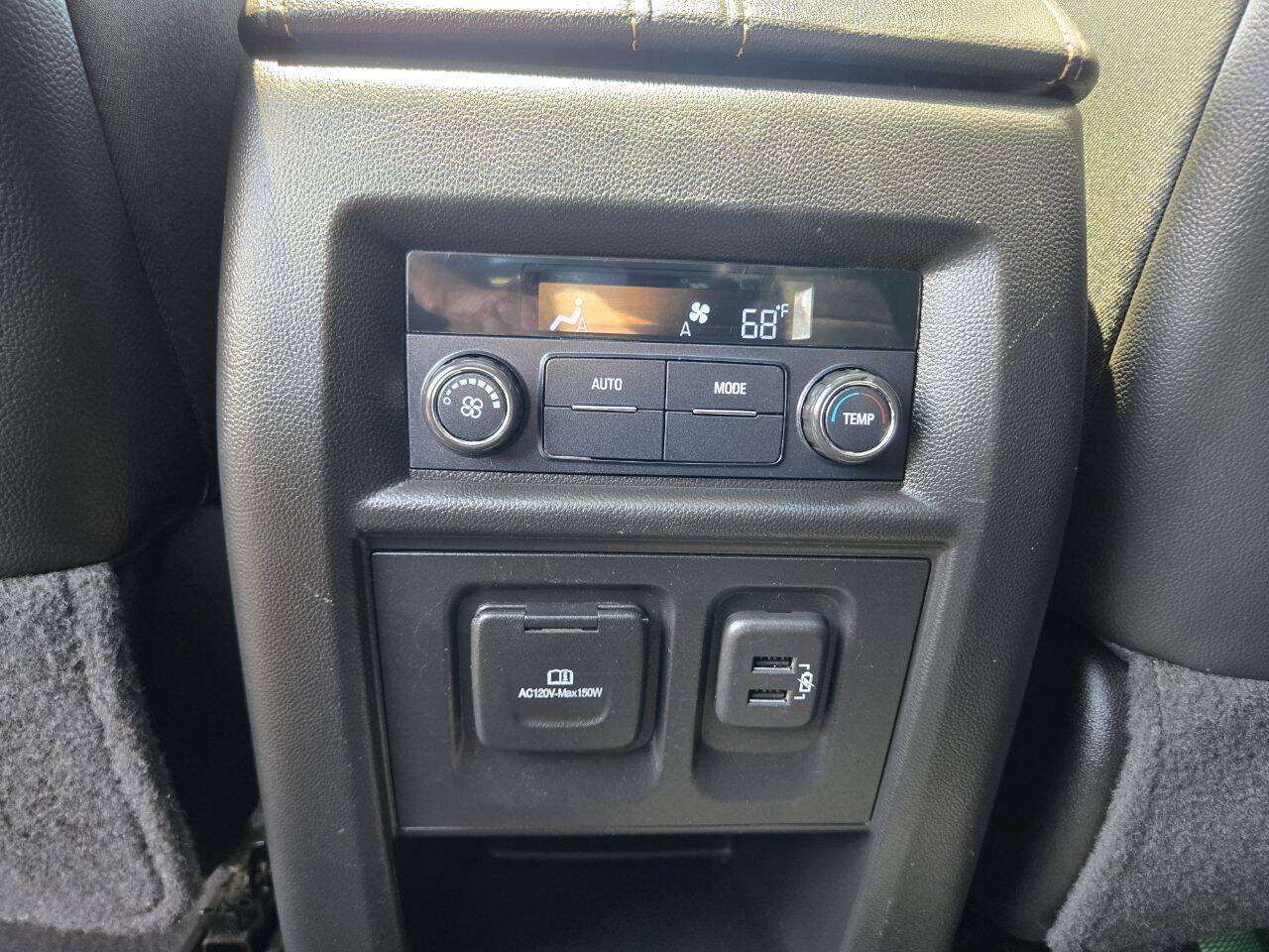 Used 2019 Chevrolet Traverse LT FWD image 43
