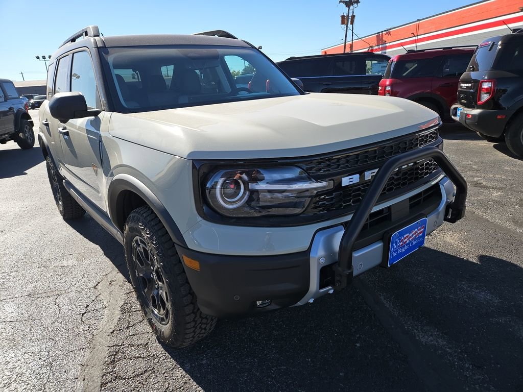 New 2025 Ford Bronco Sport Badlands w/ Sasquatch Badlands Package video 2