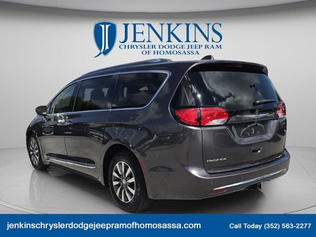 Used 2020 Chrysler Pacifica Touring-L Plus FWD image 7