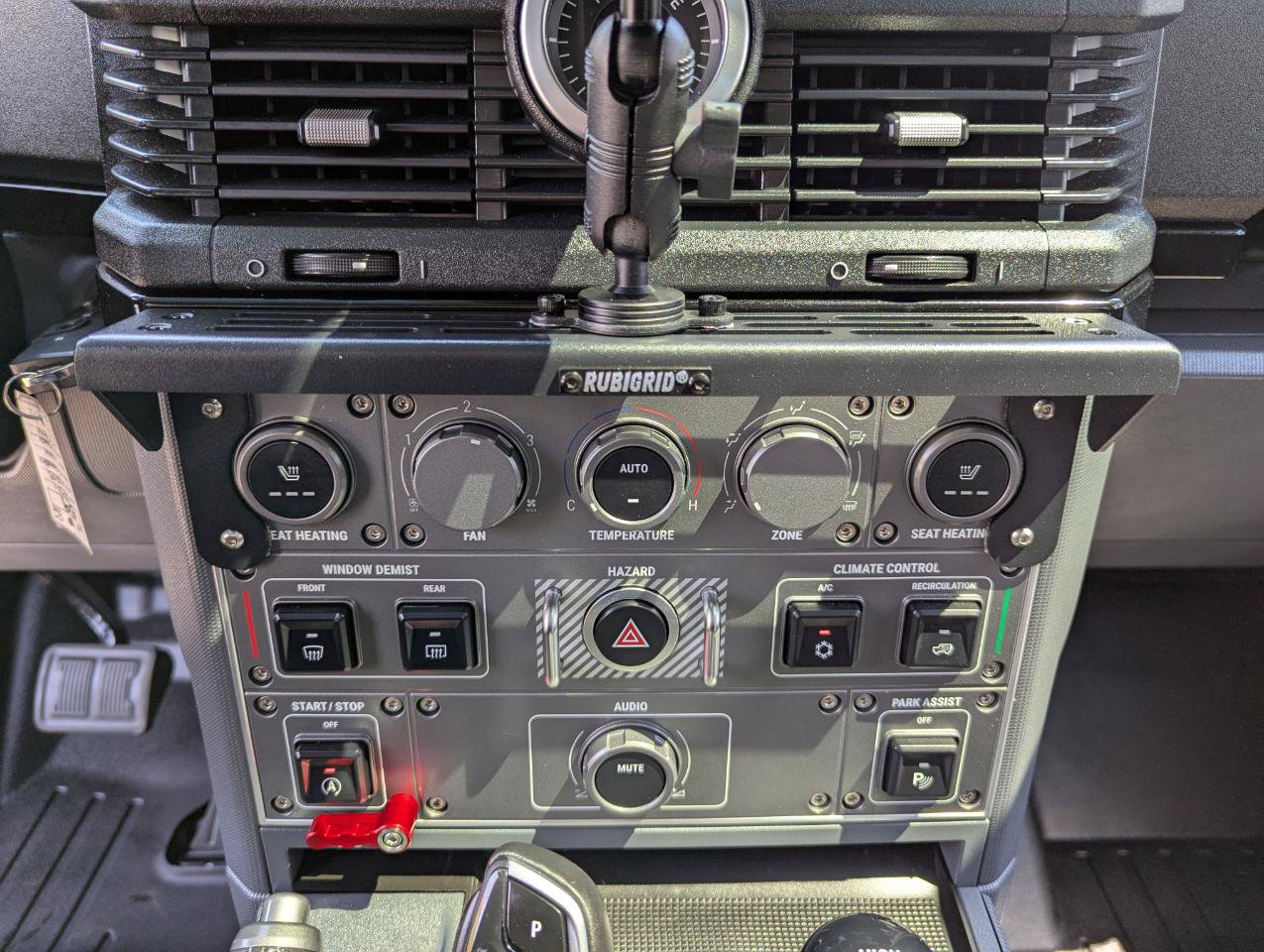 Used 2024 INEOS Grenadier AWD/4WD image 22