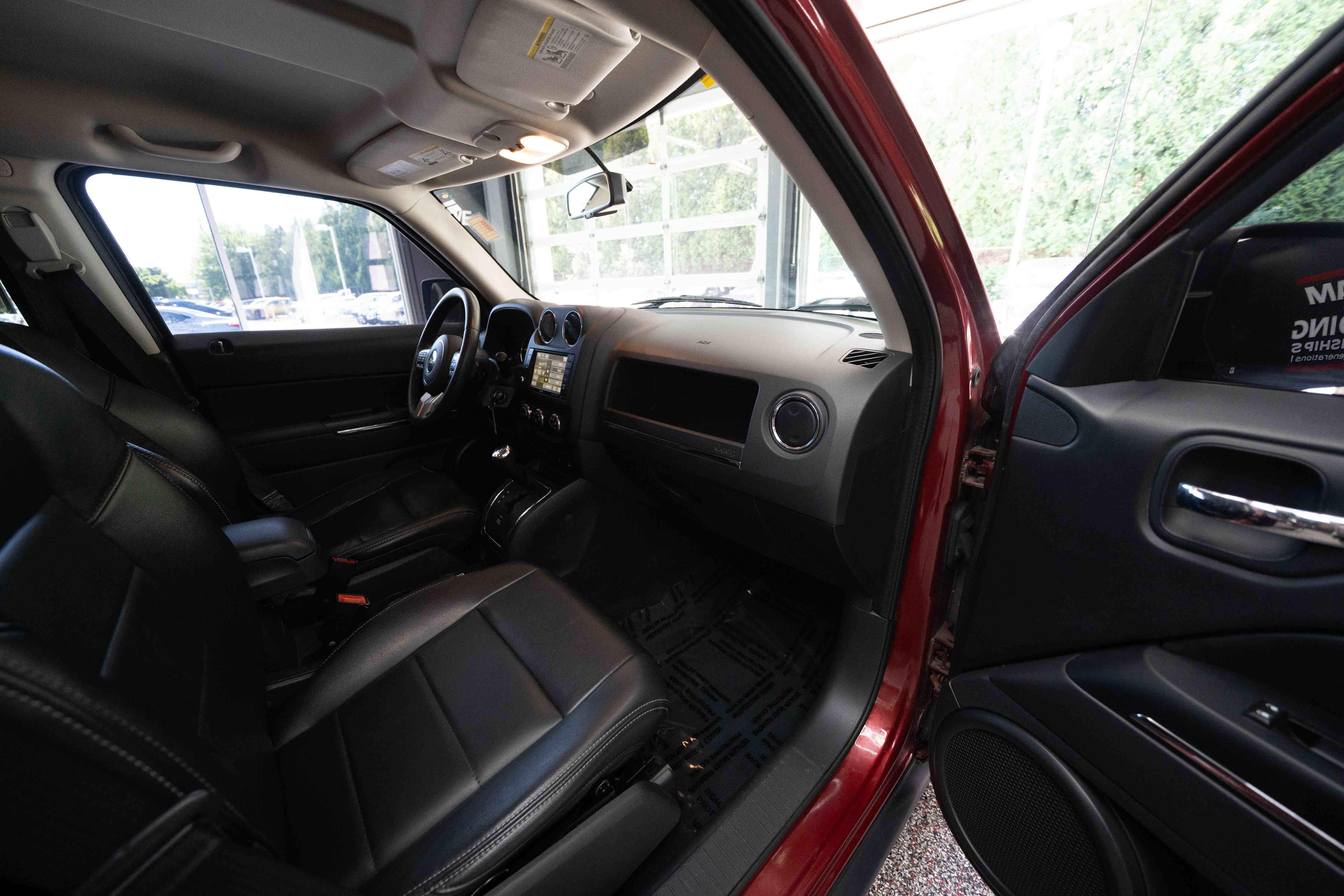 Used 2014 Jeep Patriot Limited FWD image 26