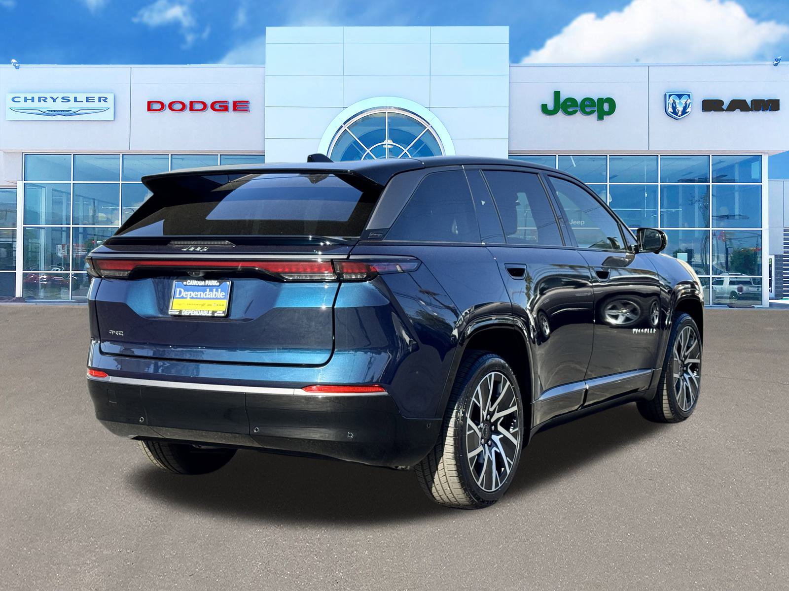 New 2025 Jeep Wagoneer Limited image 8