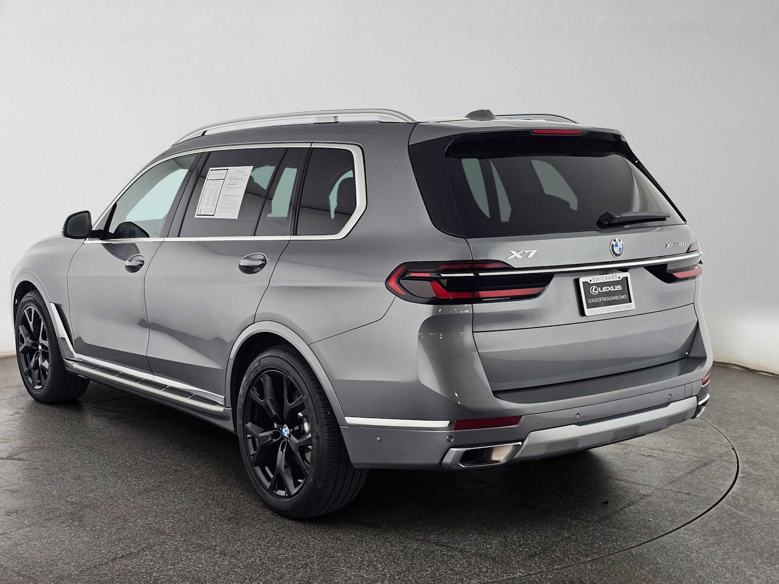 Used 2025 BMW X7 xDrive40i AWD/4WD image 5