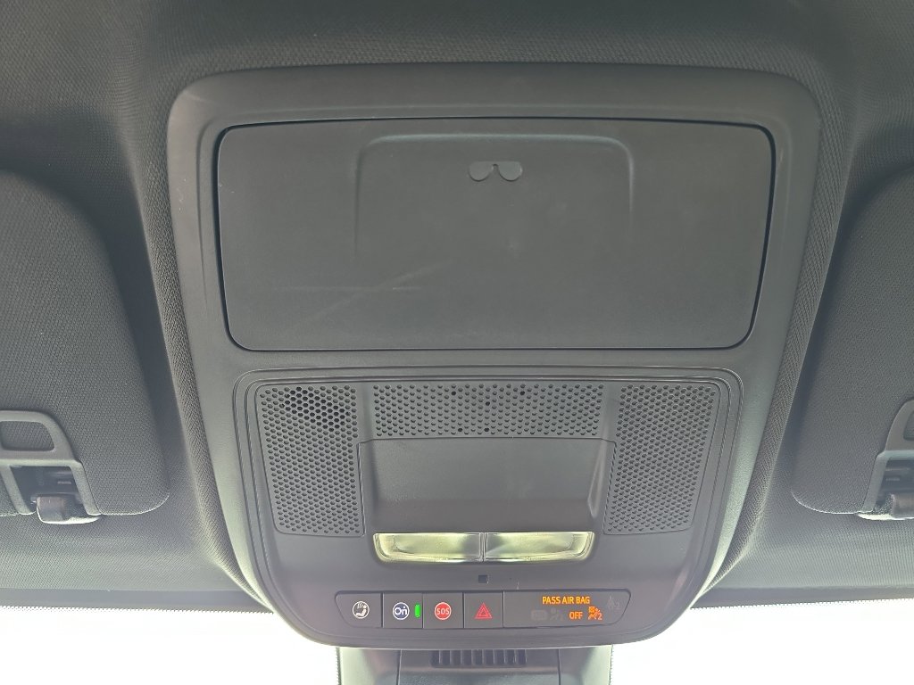 Certified 2025 Chevrolet Equinox ACTIV w/ Safety and Technology Package AWD/4WD image 18