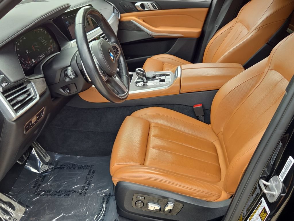 Used 2021 BMW X5 M50i w/ Premium Package AWD/4WD image 11