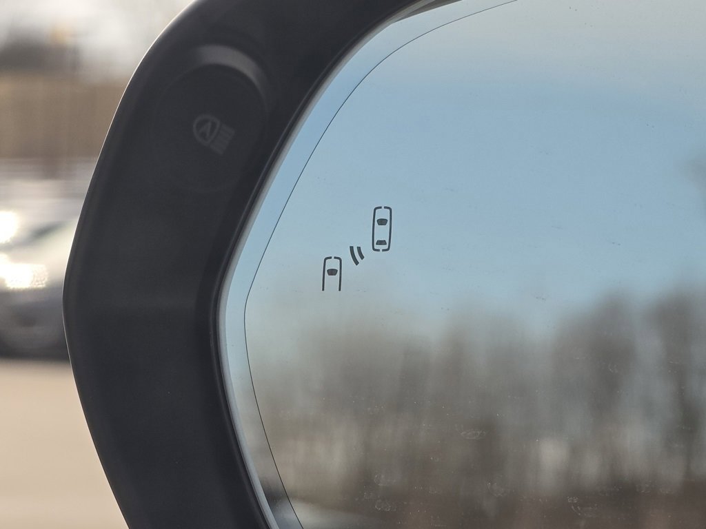 Certified 2025 Lexus RX 350 F Sport w/ Convenience Package image 12