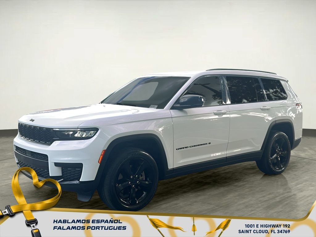 Used 2023 Jeep Grand Cherokee L Laredo image 2