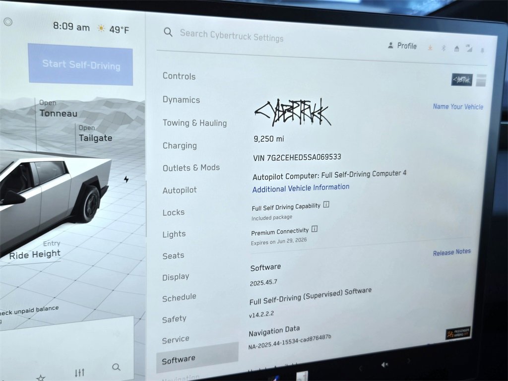Used 2025 Tesla Cybertruck AWD Crew Cab image 26