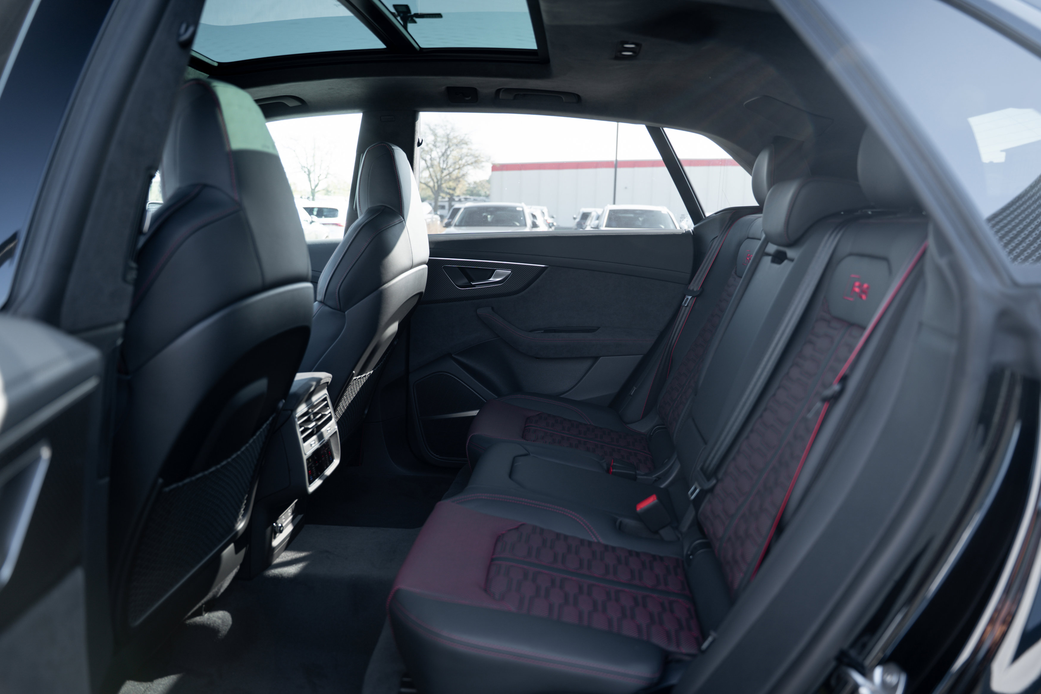 New 2026 Audi RS Q8 performance image 25
