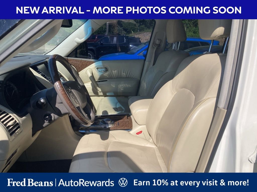 Used 2017 INFINITI QX80 4WD w/ Driver Assistance Package image 9