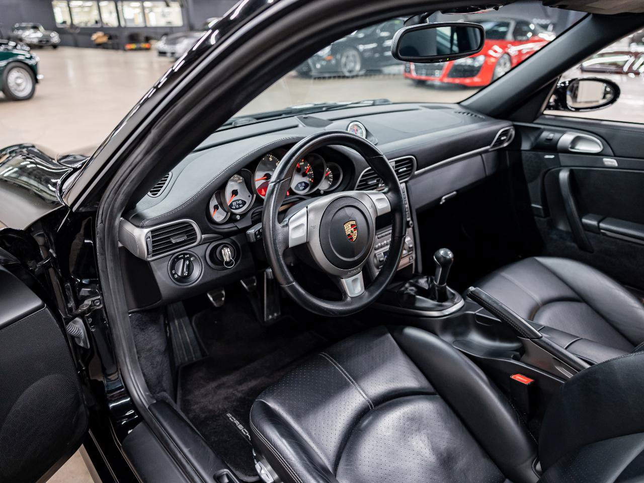 Used 2005 Porsche 911 Carrera S RWD image 11