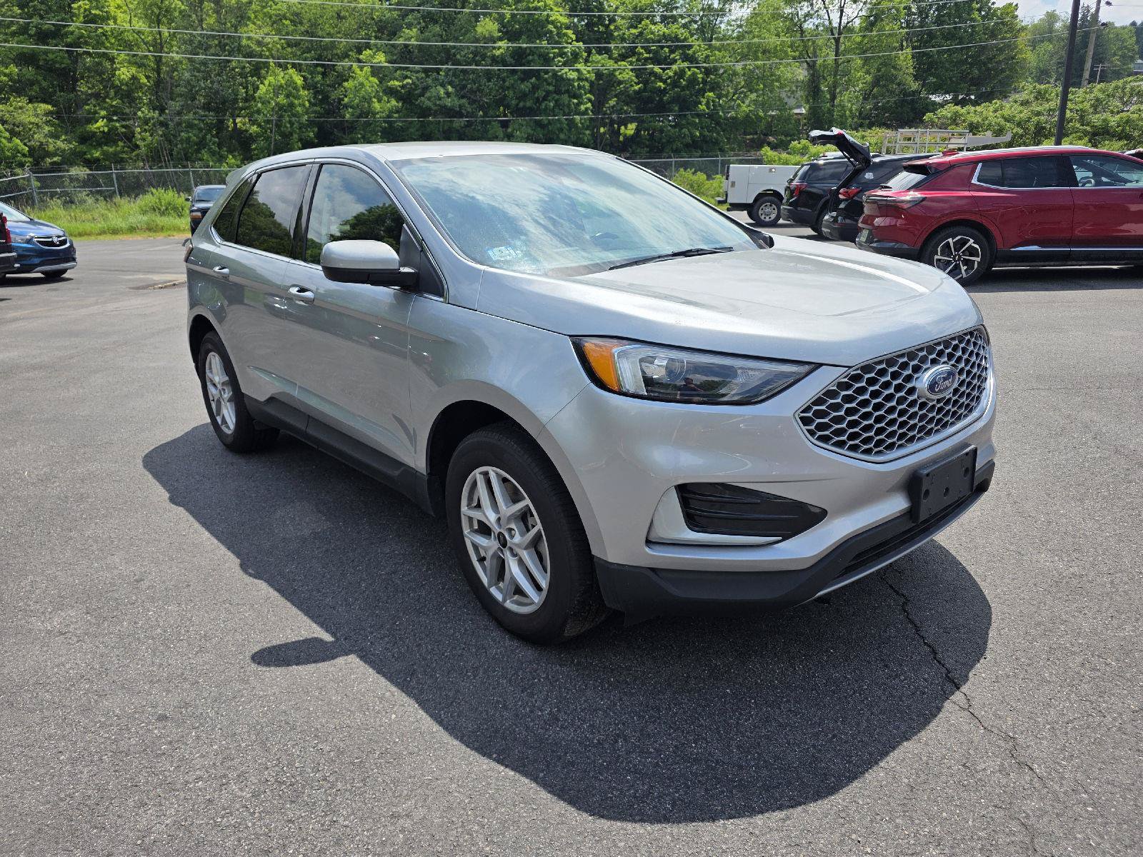 Used 2023 Ford Edge SEL AWD/4WD image 1