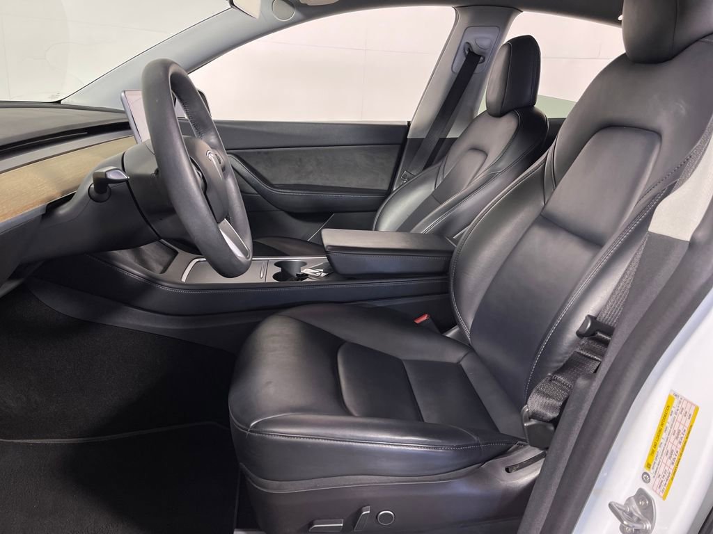 Used 2021 Tesla Model Y Long Range image 12