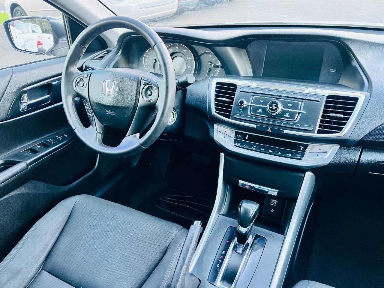 Used 2013 Honda Accord Sport image 21