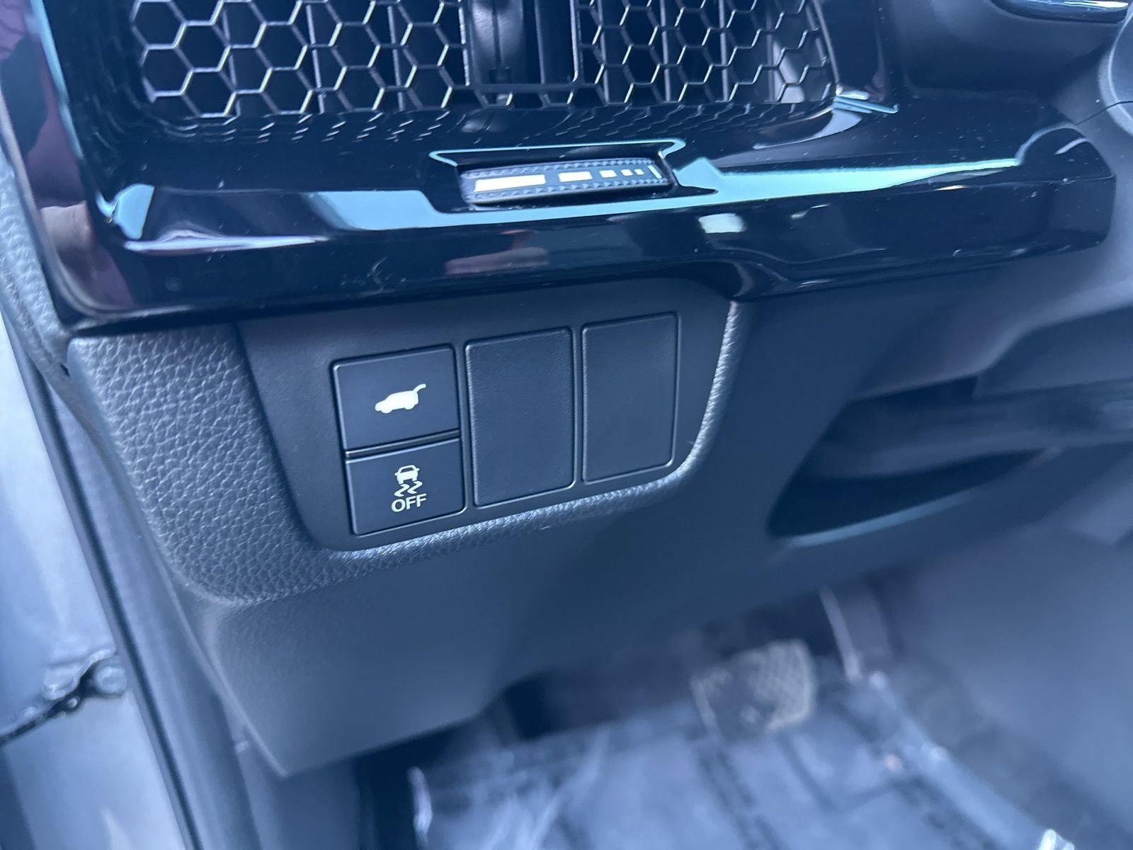 Used 2024 Honda CR-V Sport Touring image 15