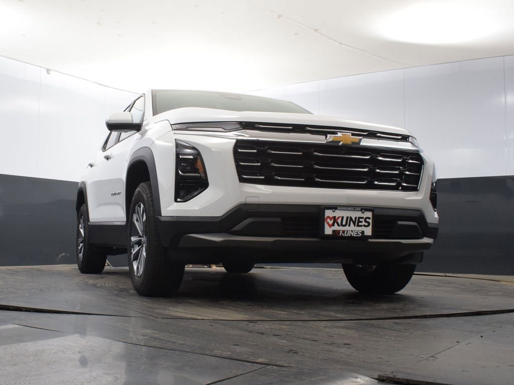 New 2025 Chevrolet Equinox LT w/ Safety and Technology Package image 48