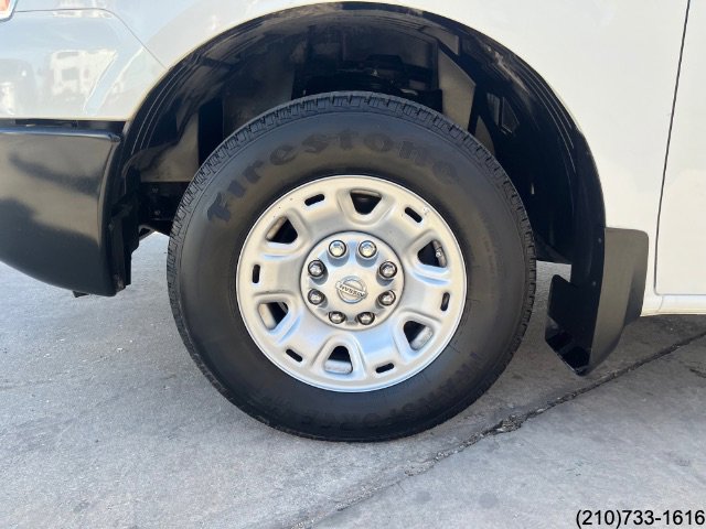 Used 2020 Nissan NV 2500 SV image 28