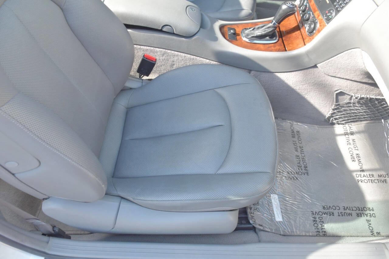 Used 2006 Mercedes-Benz CLK 350 Cabriolet image 31