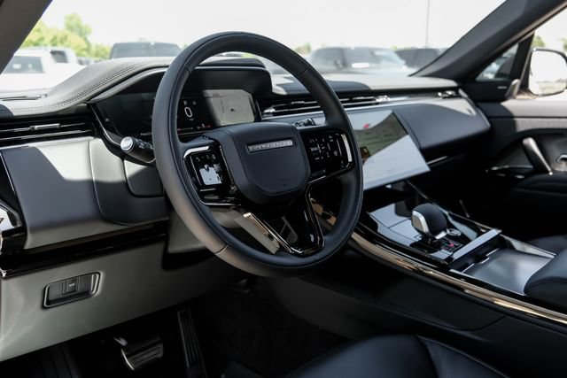 New 2026 Land Rover Range Rover Sport Dynamic SE AWD/4WD image 3