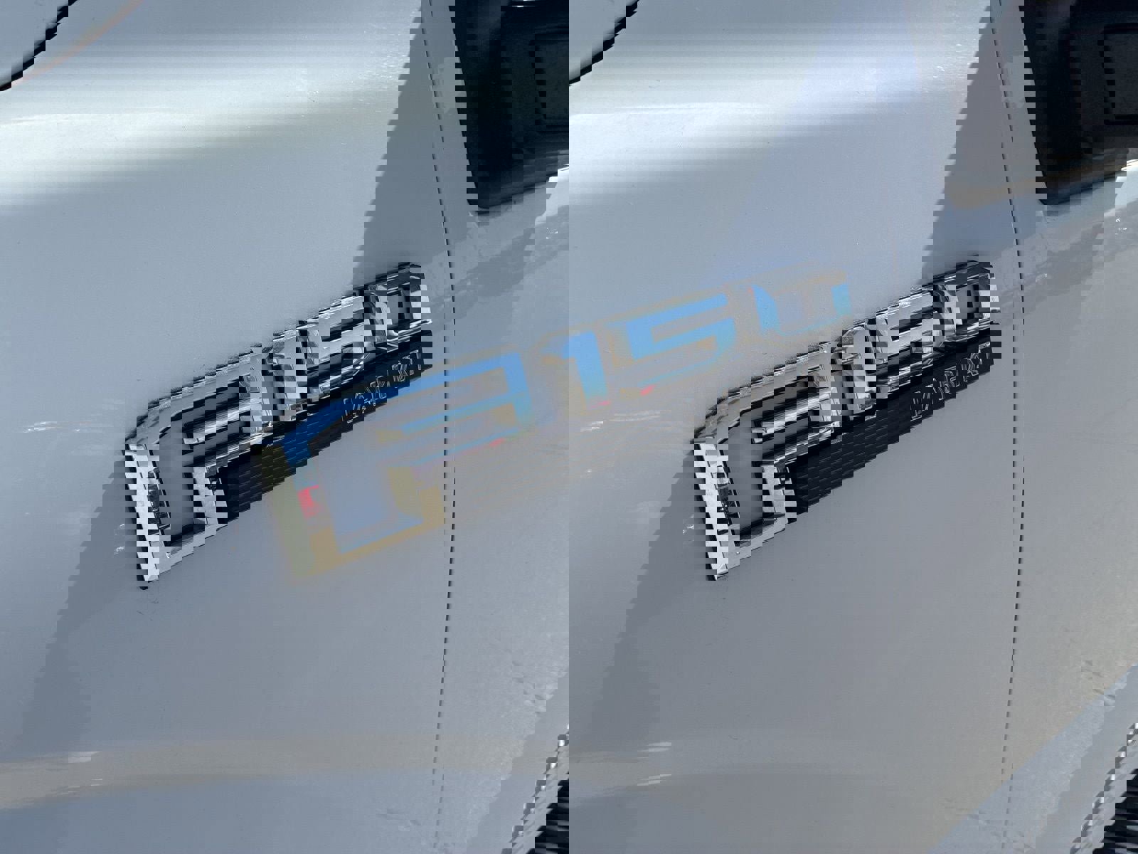 Used 2019 Ford F150 Lariat image 12