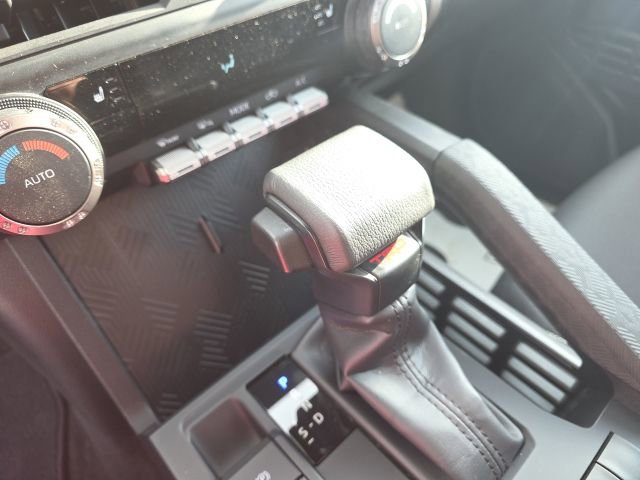 Used 2024 Toyota Tacoma TRD Off-Road image 22