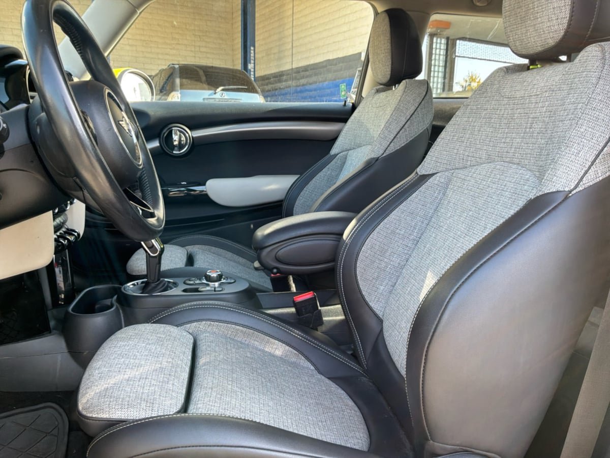 Used 2020 MINI Cooper SE w/ 6.5" Touchscreen Package FWD image 20