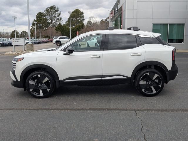 New 2026 Nissan Kicks SR w/ Cold Weather Package FWD image 6