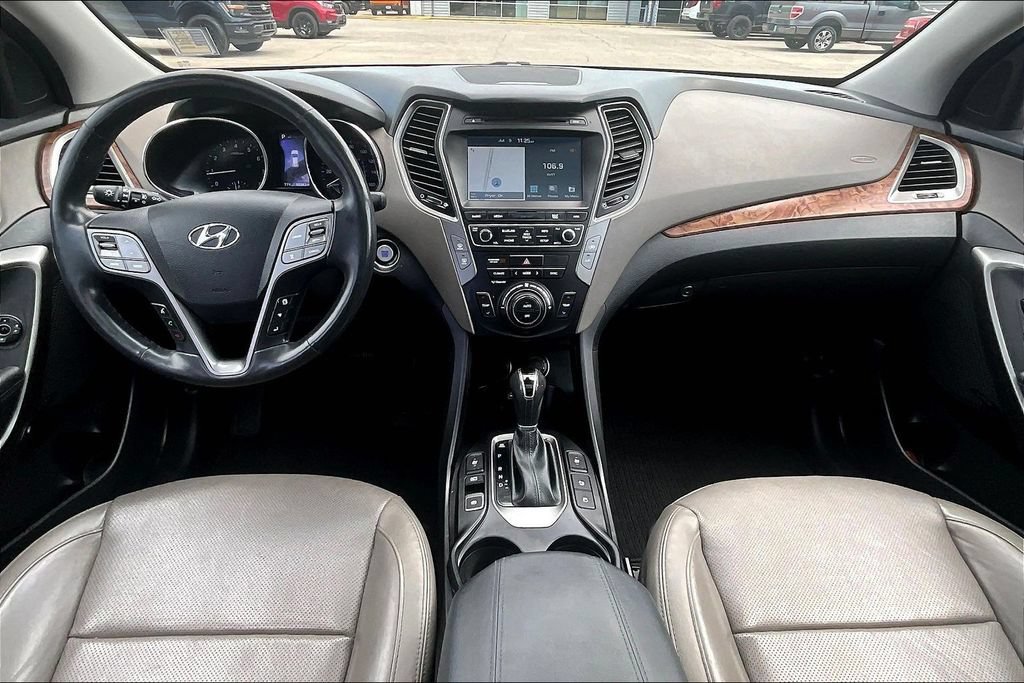 Used 2018 Hyundai Santa Fe Sport w/ 2.0T Ultimate Tech Package 05 AWD/4WD image 15