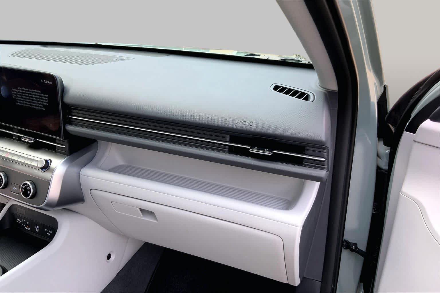 Used 2026 Hyundai Kona SE FWD image 18