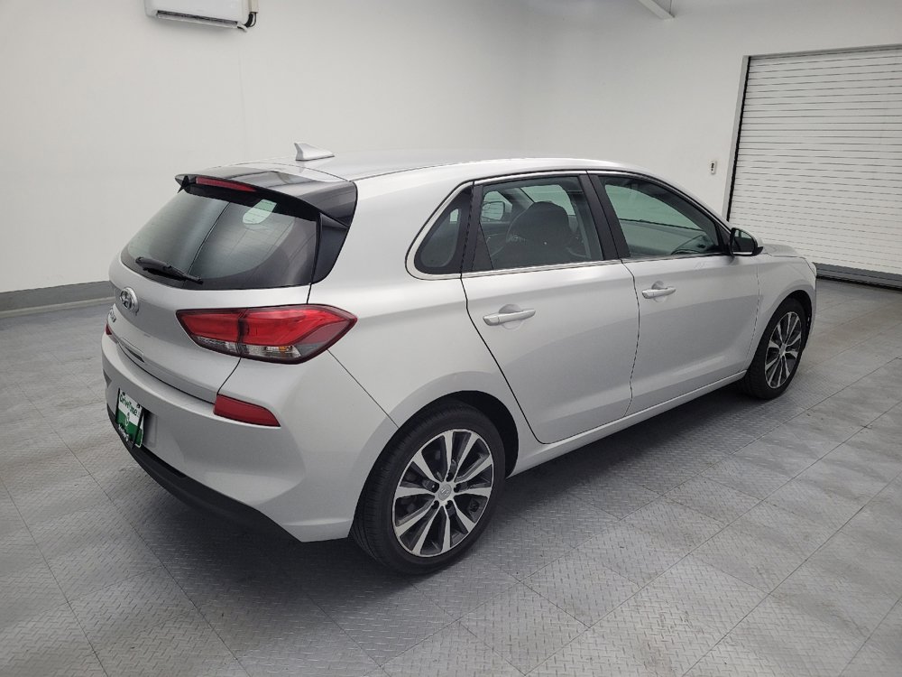 Used 2018 Hyundai Elantra GT FWD image 10
