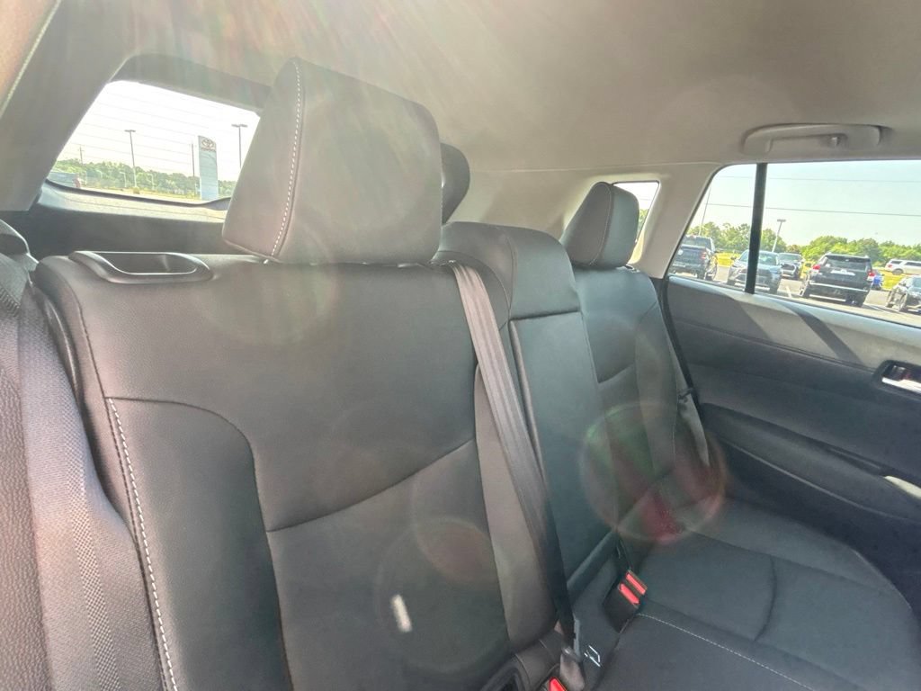 Used 2026 Toyota Corolla Cross XLE w/ Convenience Package FWD image 29