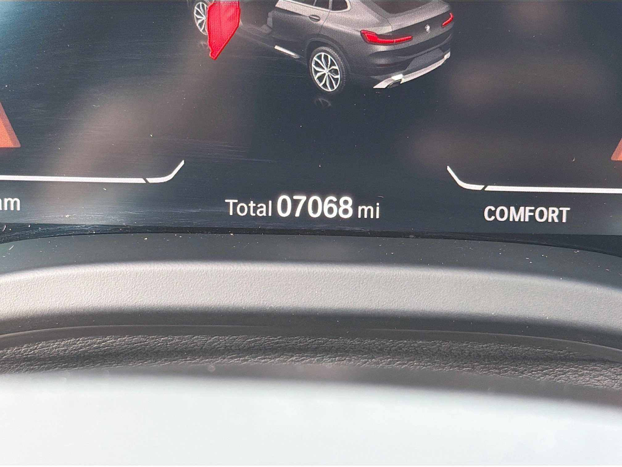 Used 2025 BMW X4 xDrive30i AWD/4WD image 44