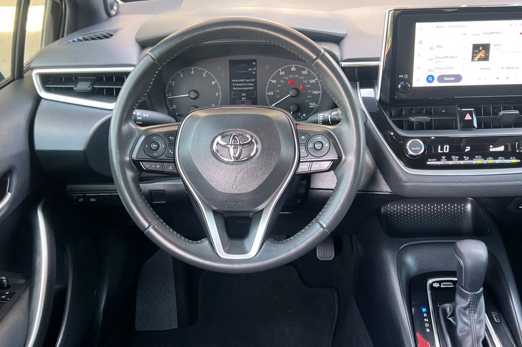 Used 2023 Toyota Corolla SE w/ SE Premium Package image 16