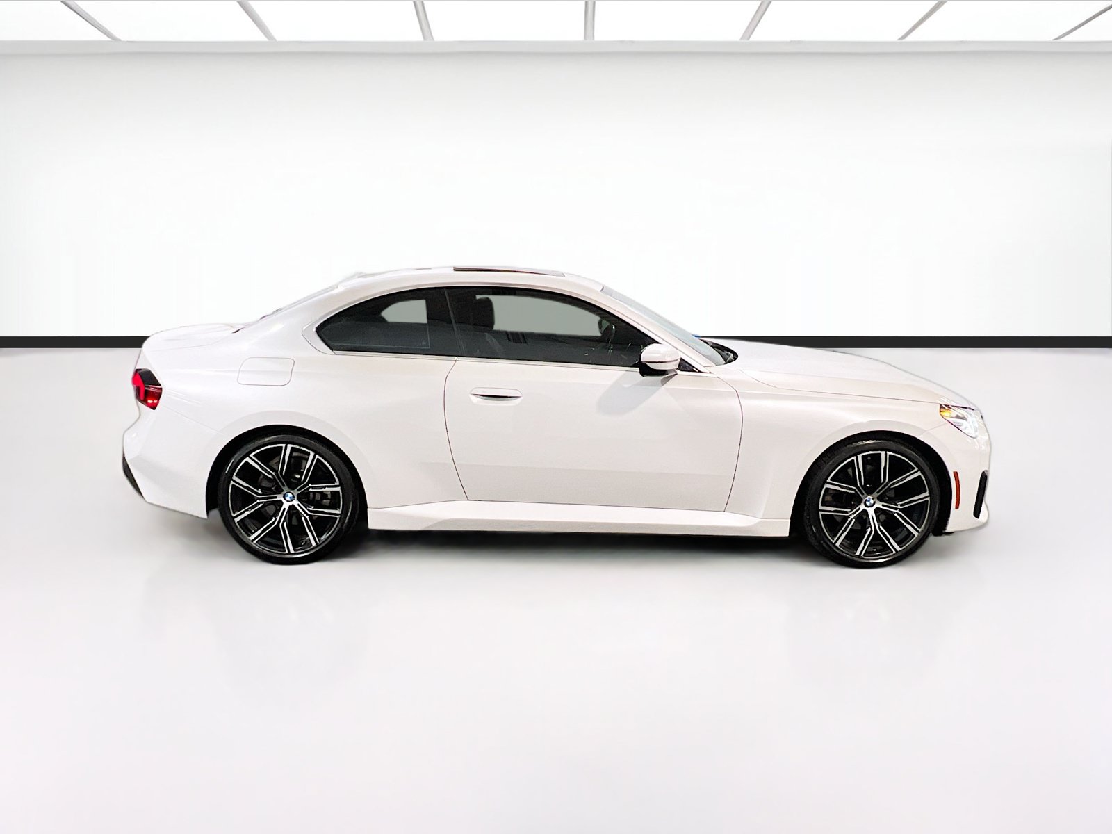 Used 2022 BMW 230i Coupe w/ Premium Package 2 RWD image 24