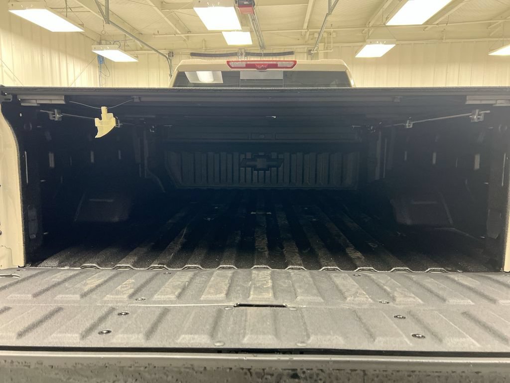 New 2026 Chevrolet Silverado 2500 ZR2 w/ ZR2 Bison Edition AWD/4WD image 25