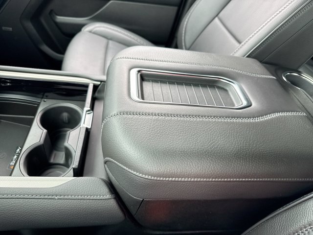 Used 2022 GMC Yukon Denali AWD/4WD image 21