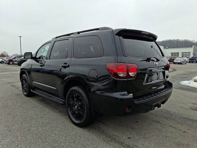 Used 2019 Toyota Sequoia TRD Sport w/ TRD Sport Premium Package image 4