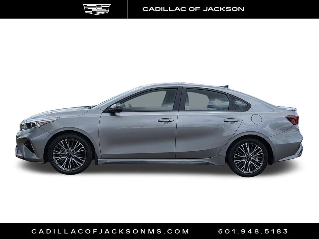 Used 2023 Kia Forte GT-Line w/ GT-Line Premium Package FWD image 8