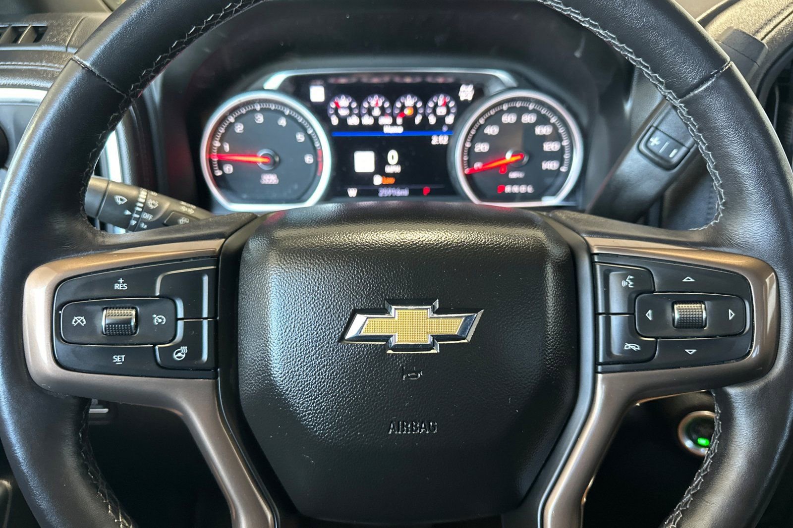 Used 2022 Chevrolet Silverado 3500 High Country AWD/4WD image 22
