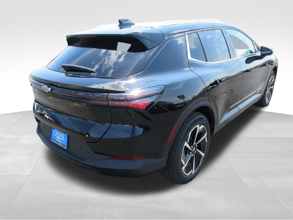 New 2026 Chevrolet Equinox EV LT FWD image 6
