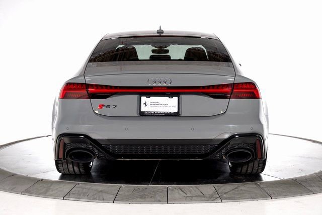 Used 2025 Audi RS 7 Performance image 4