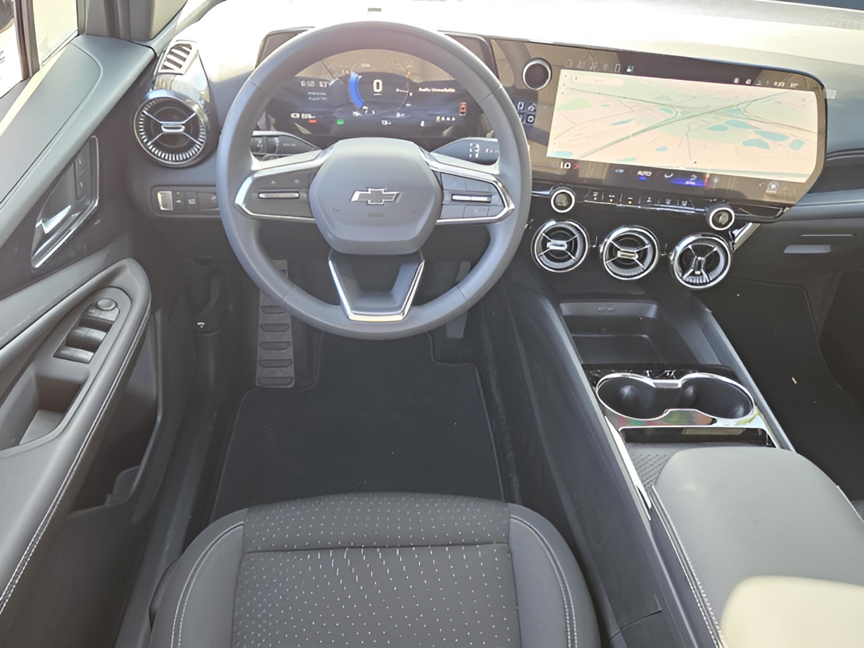 New 2025 Chevrolet Blazer EV LT w/ Midnight/Sport Edition AWD/4WD image 17