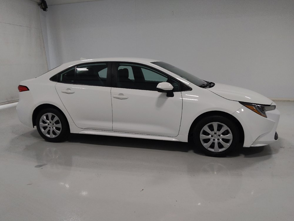 Used 2022 Toyota Corolla LE FWD image 11