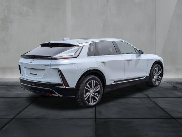New 2026 Cadillac Lyriq Luxury RWD image 3